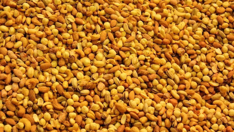 Zestaw Orzechy Ziemne Prażone 1 kg – Targroch + Orzechy Nerkowca Połówki 1 kg – MIGOgroup